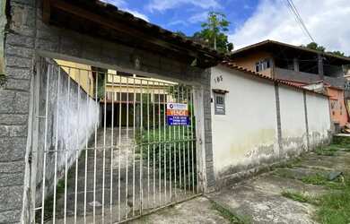 Imagem: Casa a venda com 594m² de terreno no bairro Santo Agostinho