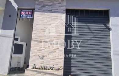 Imagem: A casa possui 5 Dormitórios, 4 Banheiros, 220m² de Área e