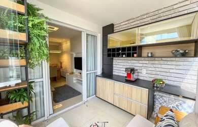 Imagem: O apartamento possui 2 Dormitórios, 2 Banheiros, 1 Vaga na