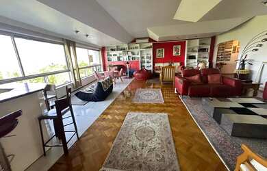 Imagem: O apartamento possui 4 Dormitórios, 5 Banheiros, 2 Vagas na