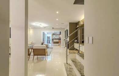 Imagem 2: Casa em condomínio com 190 metros 4 quartos 2 vagas no bairro Tristeza...