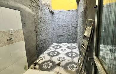 Imagem: A casa possui 1 Dormitório, 1 Banheiro, Imóvel novo e está