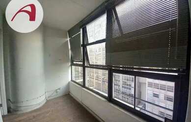 Imagem: O depósito possui 52m² de Área e está localizado em Centro