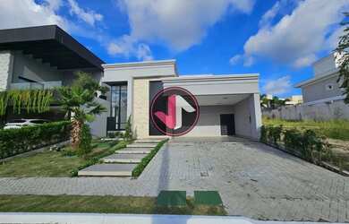 Imagem: A casa em condomínio possui 3 Dormitórios, 4 Banheiros, 4