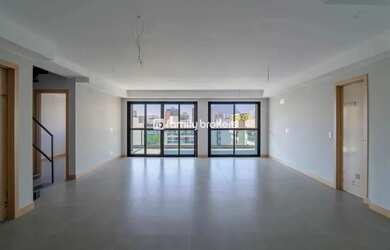 Imagem: O apartamento possui 4 Dormitórios, 3 Banheiros, 2 Vagas na