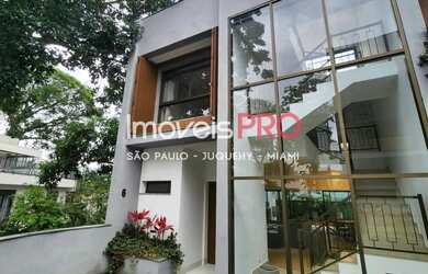 Imagem: A casa em condomínio possui 4 Dormitórios, 5 Banheiros, 4