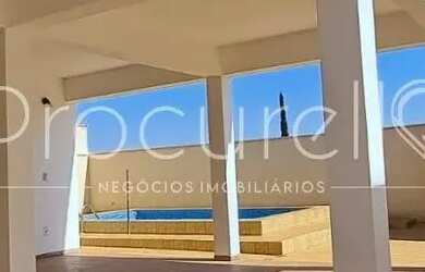 Imagem: A casa possui 4 Dormitórios, 4 Banheiros, 2 Vagas na garagem