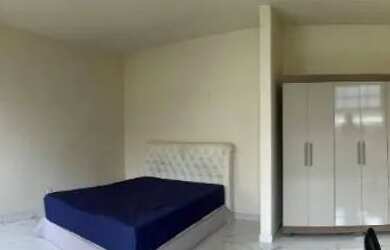 Imagem: O quarto possui Imóvel mobiliado e está localizado em Vila