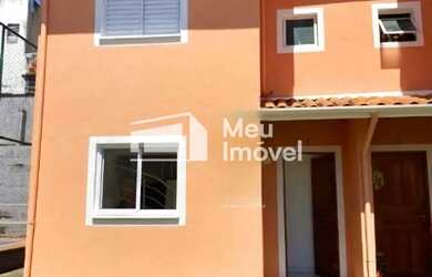 Imagem: A casa em condomínio possui 3 Dormitórios, 2 Banheiros, 1