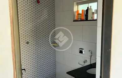 Imagem: A casa possui 3 Dormitórios, 1 Banheiro, 180m² de Área e