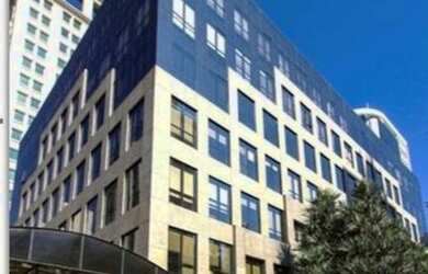 Imagem: O depósito possui 5 Vagas na garagem, 1.235m² de Área e