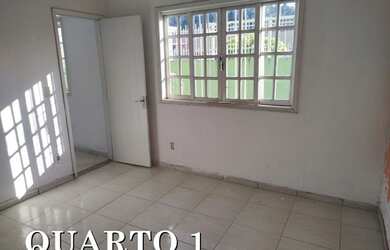 Imagem: A casa possui 3 Dormitórios, 3 Banheiros, 2 Vagas na garagem