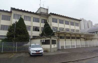 Imagem: O depósito possui 2.524m² de Área e está localizado em