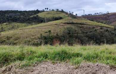 Imagem 3: Lote/Terreno para venda possui 600 metros quadrados em Arujázinho I,...