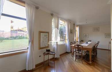 Imagem 8: Casa Assobradada a Venda com 5 SUITES, vaga p/5 carros grandes com 350m²...