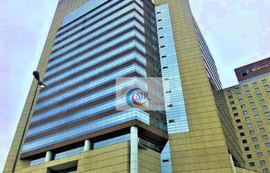 Imagem: O depósito possui 5 Vagas na garagem, 430m² de Área e está