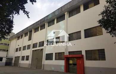 Imagem: O depósito possui 2.720m² de Área e está localizado em