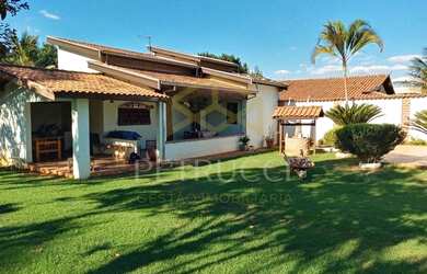 Imagem: A chácara possui 90m² de Área e está localizado em Parque