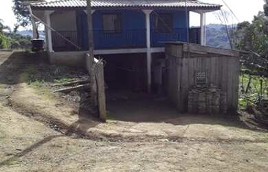 Imagem: A chácara possui 18.000m² de Área e está localizado em