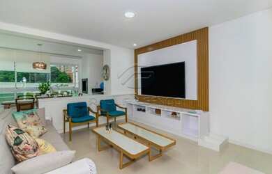 Imagem: O apartamento possui 3 Dormitórios, 3 Banheiros, 2 Vagas na