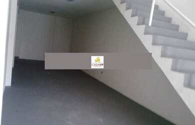 Imagem: O depósito possui 1 Vaga na garagem, 100m² de Área e está