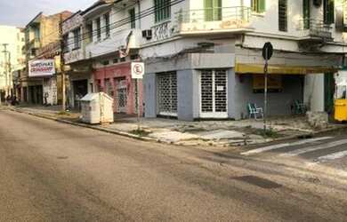 Imagem: O depósito possui 632m² de Área e está localizado em Cristo