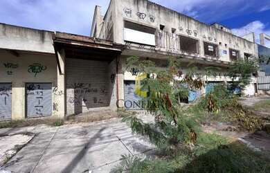 Imagem: O depósito possui 900m² de Área e está localizado em Recreio