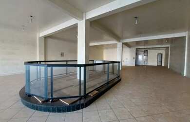 Imagem: O depósito possui 800m² de Área e está localizado em Centro