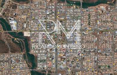 Imagem: O terreno possui 3.600m² de Área e está localizado em Plano