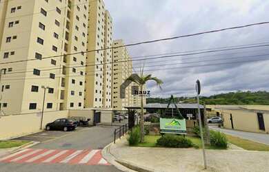 Imagem: O apartamento possui 2 Dormitórios, 1 Banheiro, 1 Vaga na garagem