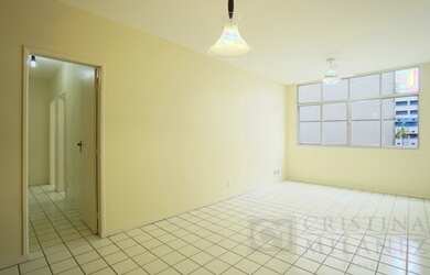 Imagem: O apartamento possui 3 Dormitórios, 2 Banheiros, 1 Vaga na