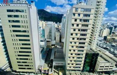 Imagem: O apartamento possui 3 Dormitórios, 2 Banheiros, 140m² de