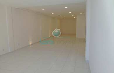 Imagem: O depósito possui 80m² de Área e está localizado em Cavaleiros