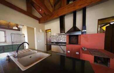 Imagem 14: CASA TERRRA VISTA. 320m² de Área, 2 Vagas na garageme3 Dormitórios