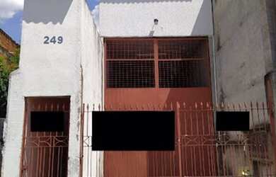 Imagem: A casa possui 2 Dormitórios, 5 Banheiros e 96m² de Área e