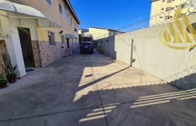 Imagem: A casa possui 2 Dormitórios, 2 Banheiros, 4 Vagas na garagem