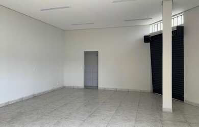 Imagem 2: VÁRZEA PAULISTA - Loja/Salão - VILA SANTA TEREZINHA