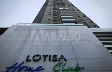 Imagem: O apartamento possui 3 Dormitórios, 1 Banheiro, 2 Vagas na