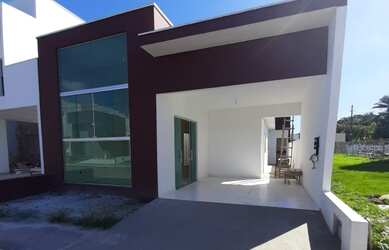 Imagem: A casa em condomínio possui 3 Dormitórios, 2 Banheiros, 1