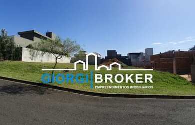 Imagem: O terreno possui 416m² de Área e está localizado em Parque