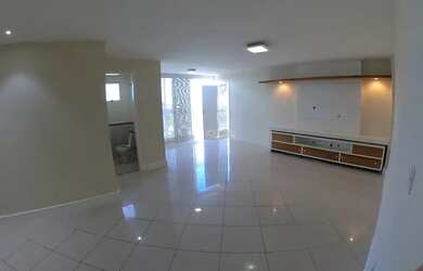 Imagem: O apartamento possui 3 Dormitórios, 4 Banheiros, 2 Vagas na