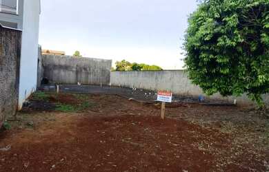 Imagem 3: Terreno 300m². 300m² de Área