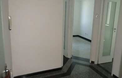 Imagem: O depósito possui 1 Vaga na garagem, 38m² de Área e está