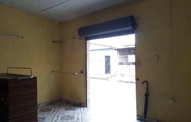 Imagem 2: Aluga-se ponto comercial e vendia os manequin