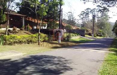 Imagem: A casa em condomínio possui 3 Dormitórios, 4 Banheiros, 4