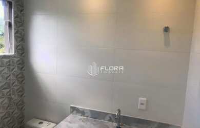 Imagem: A casa possui 3 Dormitórios, 3 Banheiros, 3 Vagas na garagem