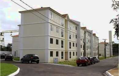 Imagem: O apartamento possui 3 Dormitórios, 1 Banheiro, 1 Vaga na garagem