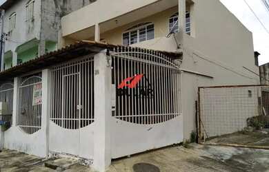 Imagem: A casa possui 2 Dormitórios, 2 Banheiros, 1 Vaga na garagem