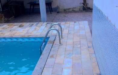 Imagem: A casa em condomínio possui 3 Dormitórios, 2 Banheiros, 2