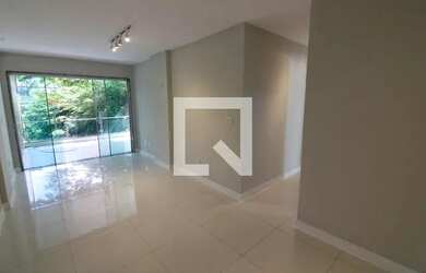 Imagem: O apartamento possui 3 Dormitórios, 3 Banheiros, 2 Vagas na